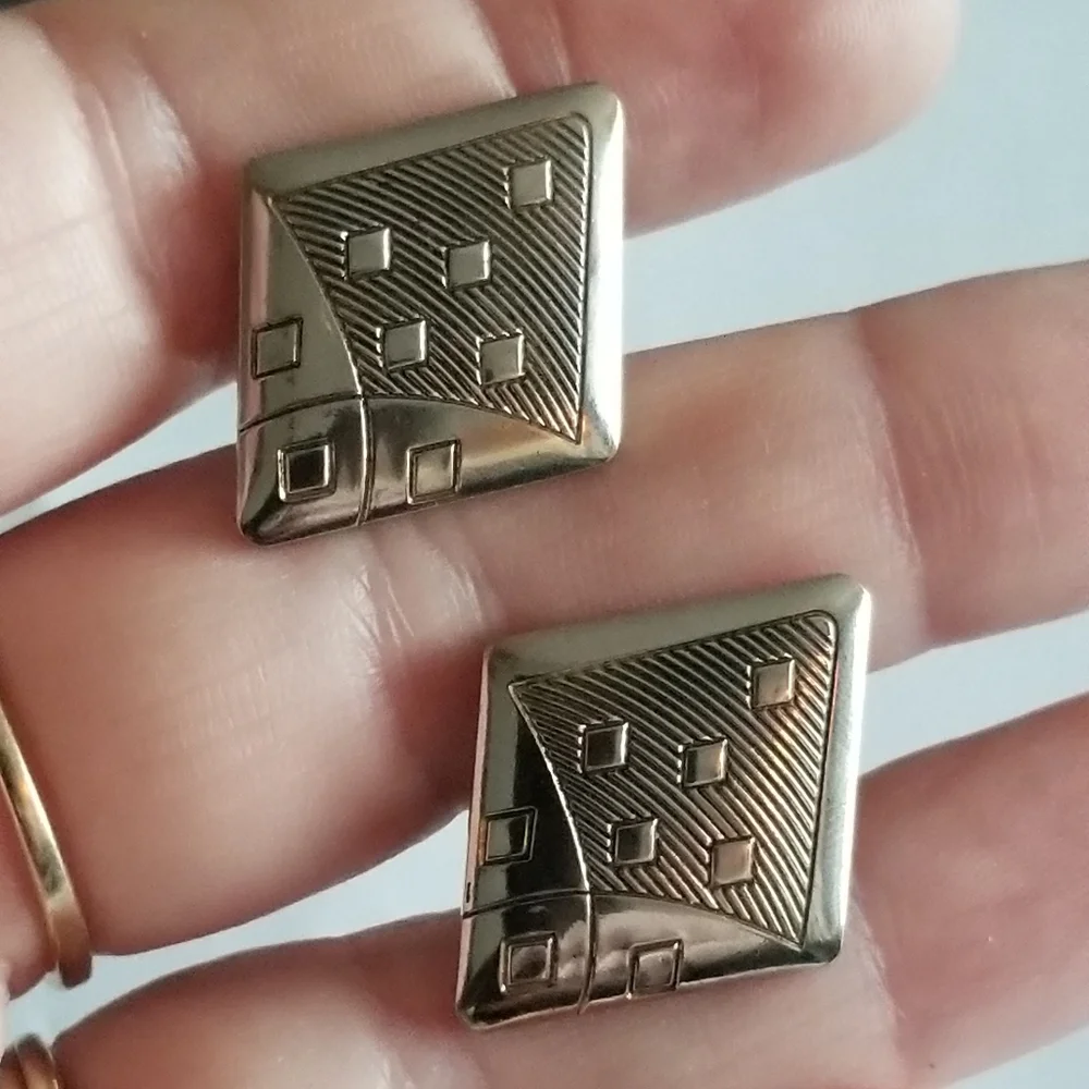 Vintage Diamond shaped cufflinks gold tone cuff links texture